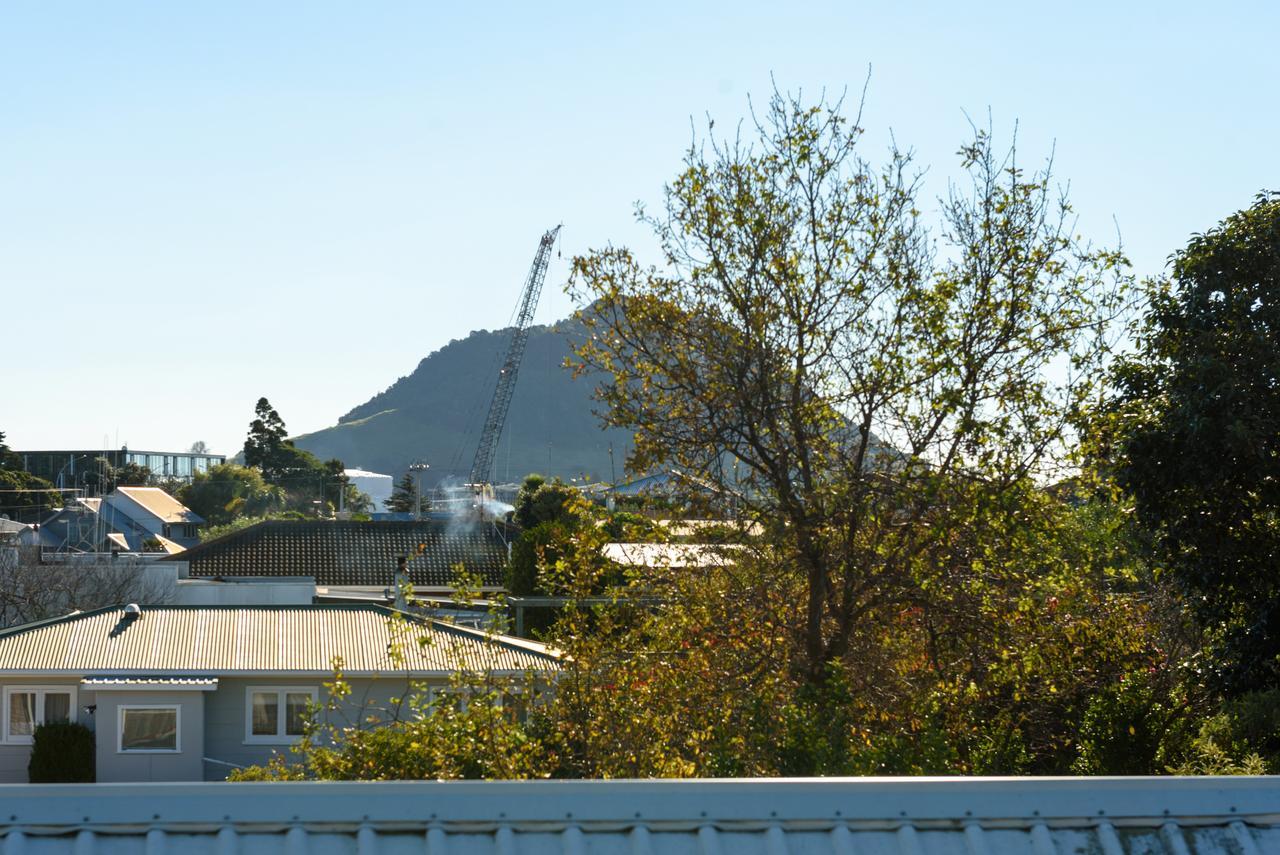 Convenient Family Bach With Easy Access To Blake Park The Beach And Downtown Mount Maunganui Eksteriør bilde